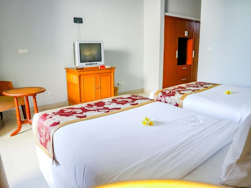 Uluwatu U Tube Hotel מראה חיצוני תמונה