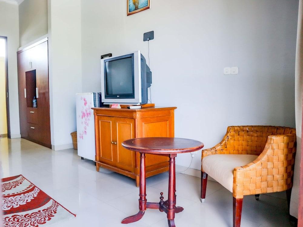 Uluwatu U Tube Hotel מראה חיצוני תמונה