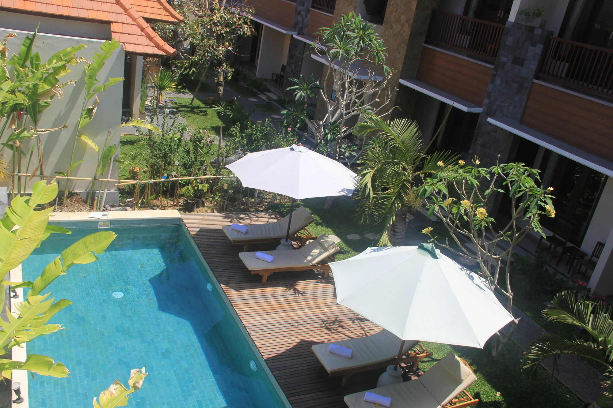 Uluwatu U Tube Hotel מראה חיצוני תמונה